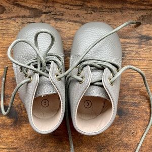 Teg & Lai - Gender Neutral Oxford Shoes